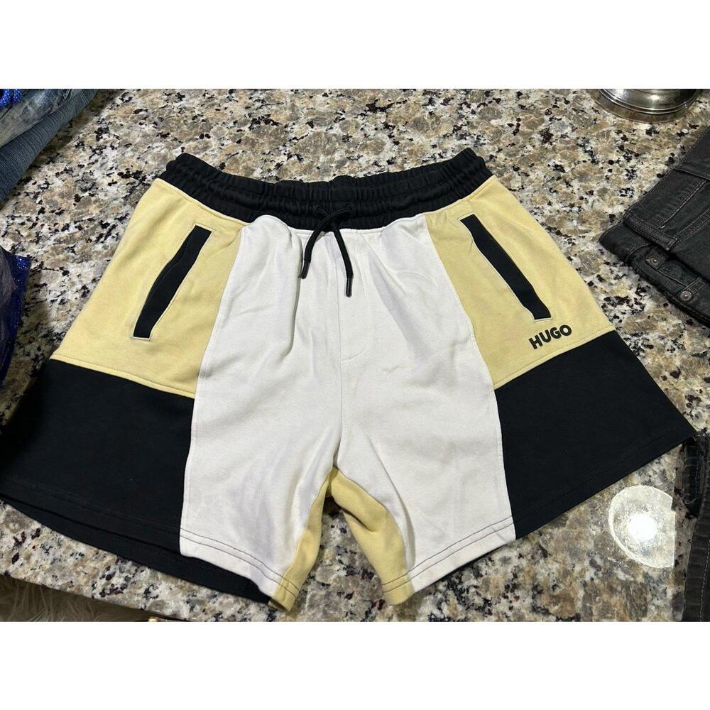 HUGO BOSS MENS  gym SHORTS SIZE L